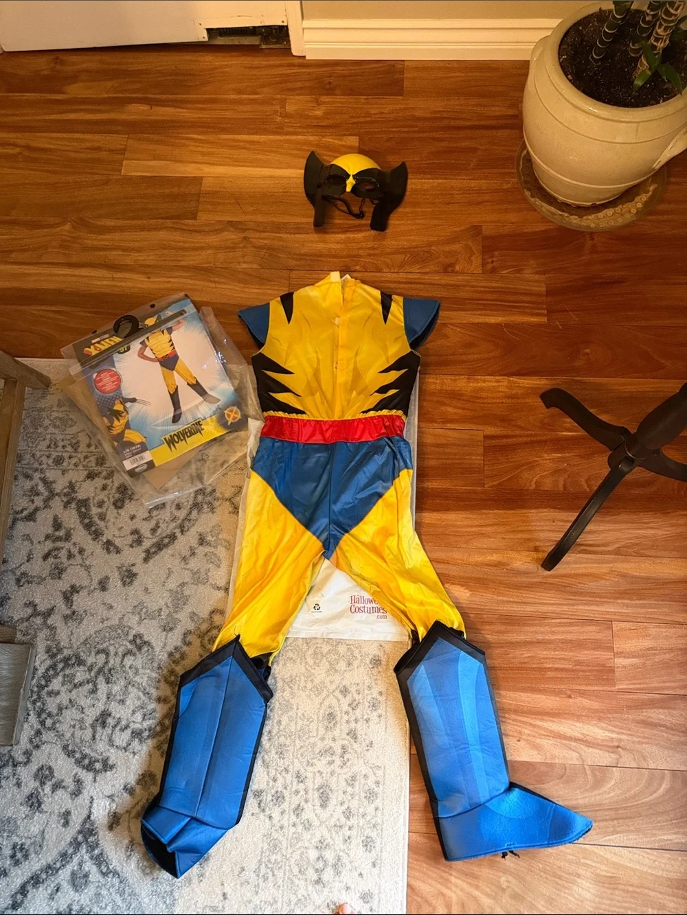 Marvel X-Men Wolverine Yellow Kids Costume - Official